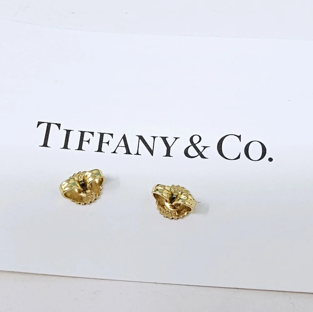 Tiffany & Co. Love Knot 18K Earrings - Picture 10 of 13